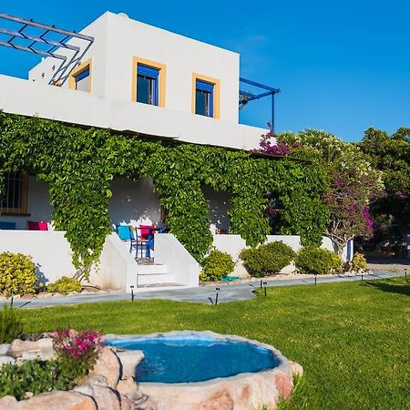 Villa Marqua Kalavárda Exteriör bild