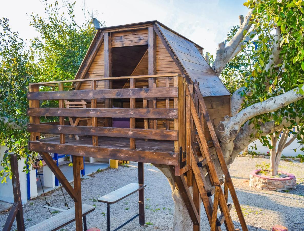 Villa Marqua Kalavárda Exteriör bild