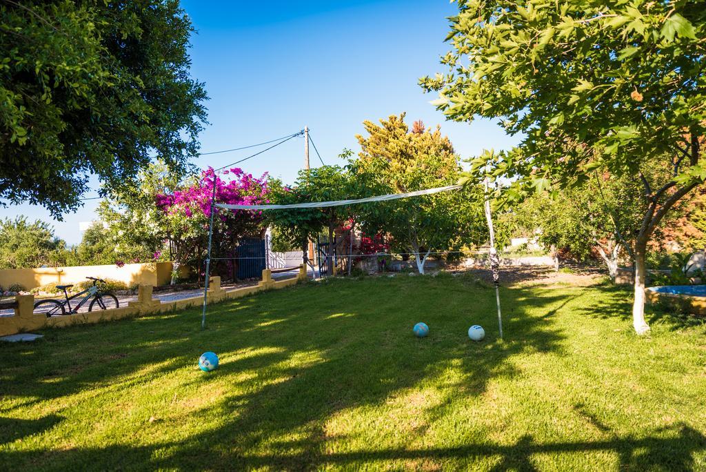Villa Marqua Kalavárda Exteriör bild